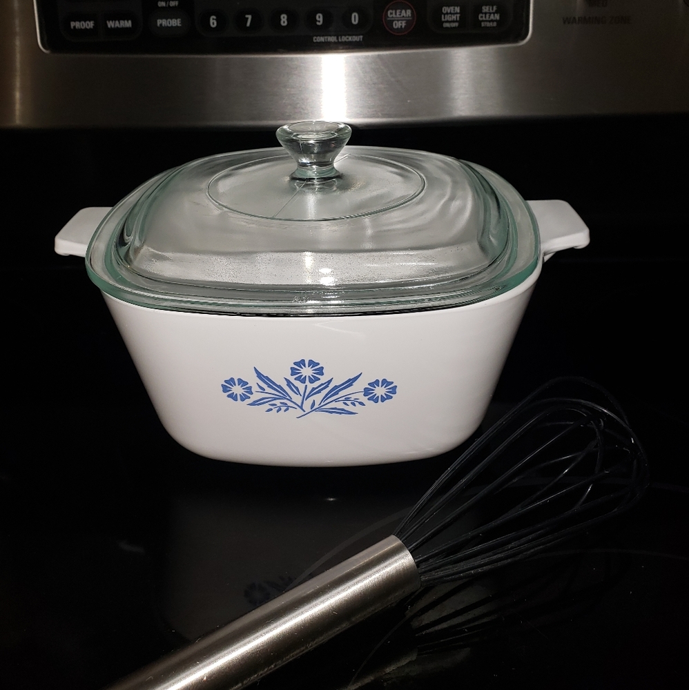 CORNING WARE CORNFLOWER P-1 3/4-B SAUCE PAN & LID